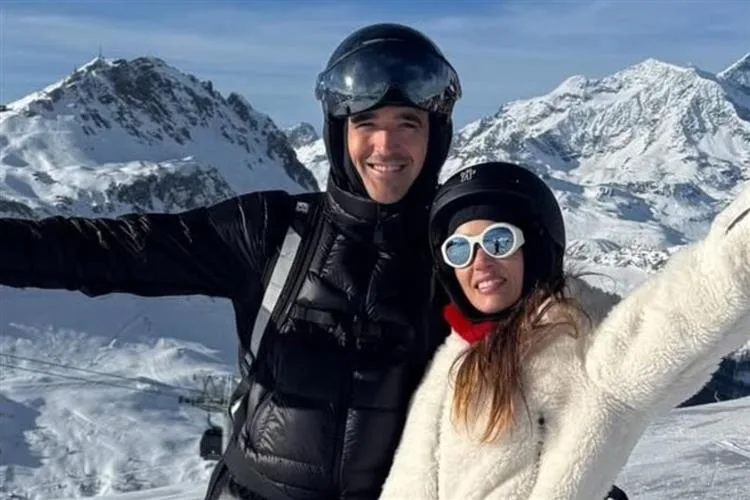 Marília Queiroz e Did Machado em animada temporada de frio e esqui com a família e amigos