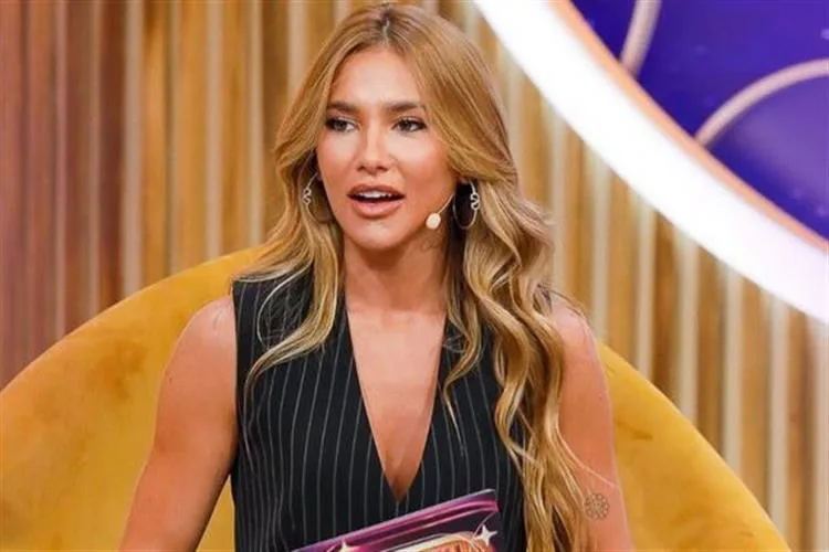 Virginia Fonseca sai do SBT e encerra ciclo à frente do "Sabadou com Virginia"
