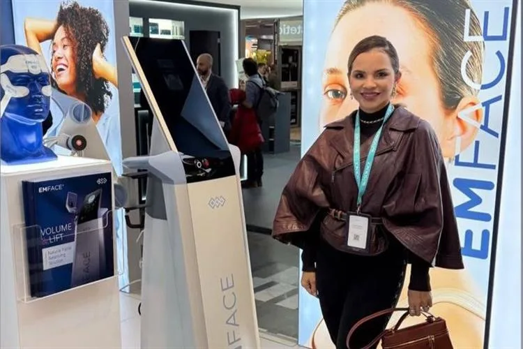 Viviane Martins acompanha as principais tendências na estética mundial no IMCAS Paris 2026