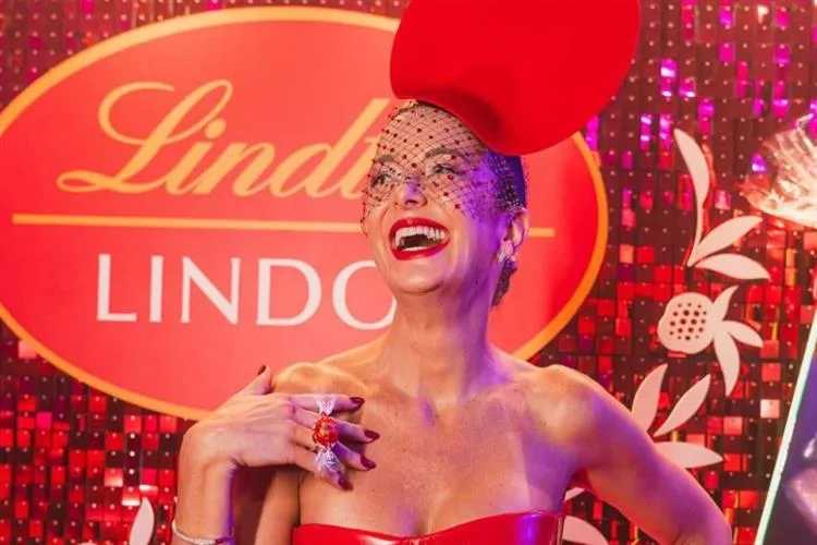 Glamour, estilo e muito frisson marcam o Baile da Vogue 2026