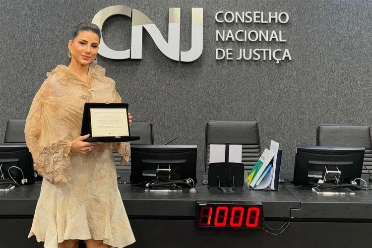 Juíza Dayana Tavares é destaque nacional no combate à violência sexual infantil