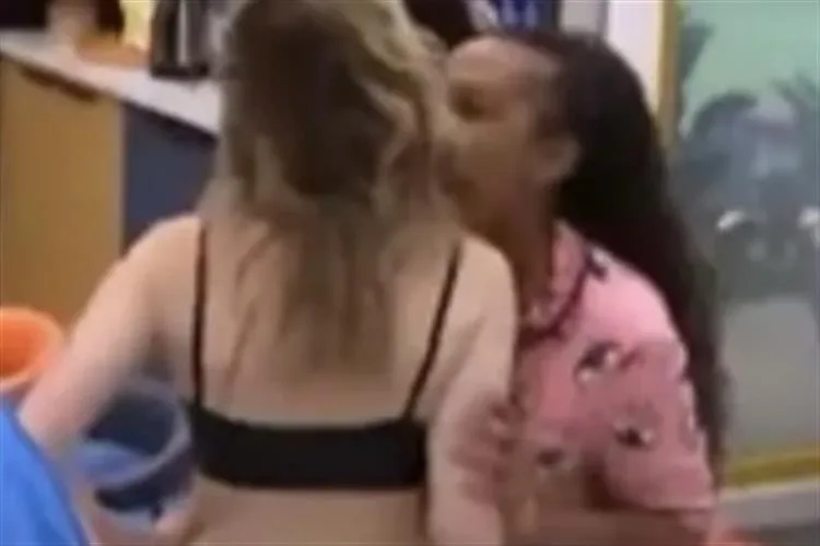 URGENTE: participante Ana Paula Renault é agredida no BBB 26