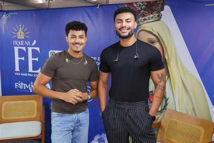 Paróquia Nossa Senhora da Glória celebra 50 anos com missa do Padre Daniel e show de Ramon & Rafael