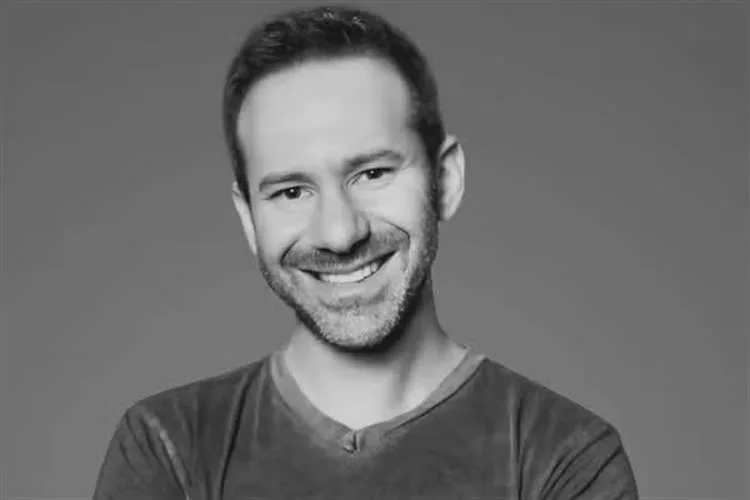 Dono da plataforma OnlyFans, Leonid Radvinsky morre aos 43 anos