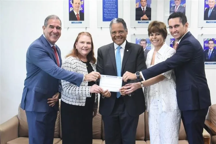 “Política exige atitude”, declara Fernanda Pessoa ao se filiar ao PSD