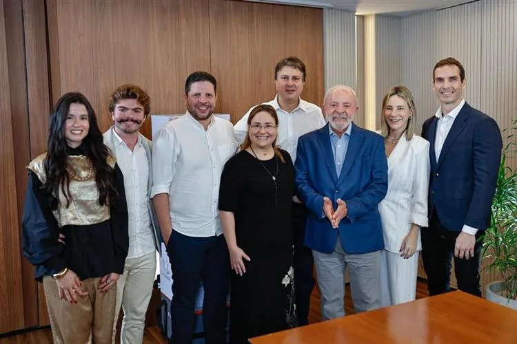 Diretores do Grupo Cidade registram encontro com Lula em agenda de grande repercussão em Fortaleza