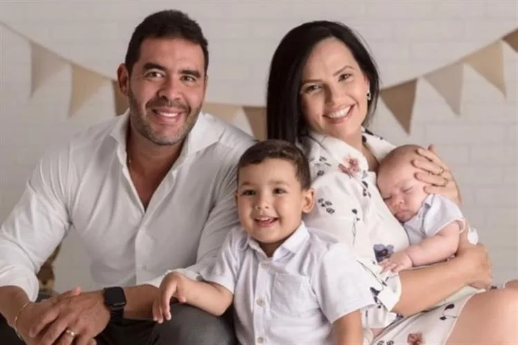 Luciana Ribeiro encanta em ensaio de Páscoa com a família