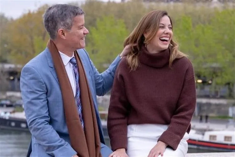Hugo Machado Segundo e Kelviane celebram um ano de casamento em Paris