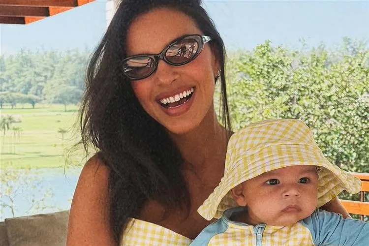 Mariana Rios comemora os quatro meses de Palo com homenagem especial