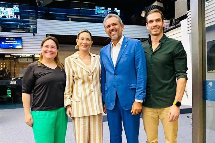 Governador Elmano de Freitas concede entrevista exclusiva à TV Cidade