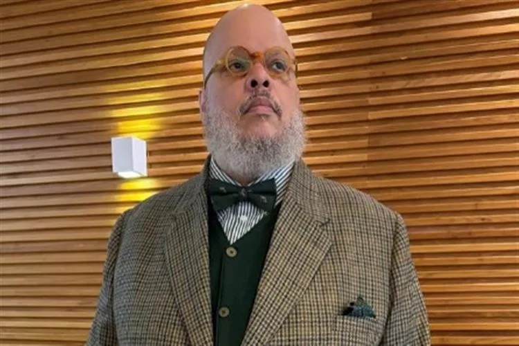Ed Motta se descontrola e causa confusão em restaurante do Rio