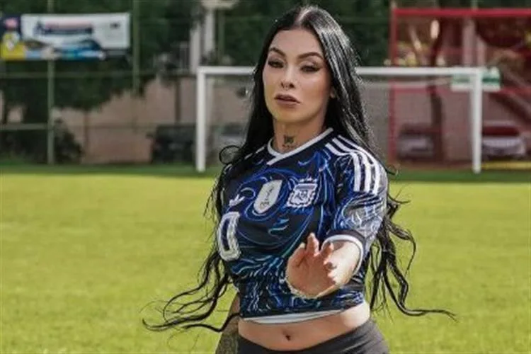 Miss Copa do Mundo faz revelação polêmica sobre jogadores de futebol