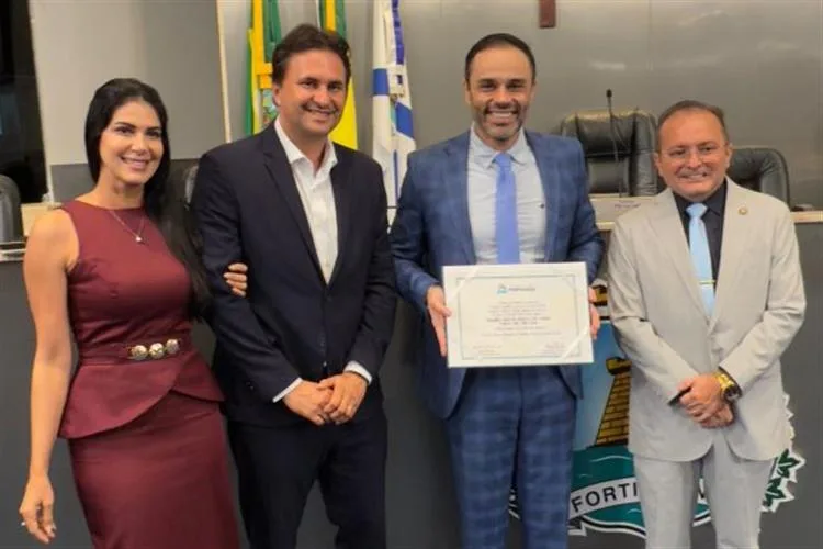 Alan Caires recebe Título de Cidadão de Fortaleza