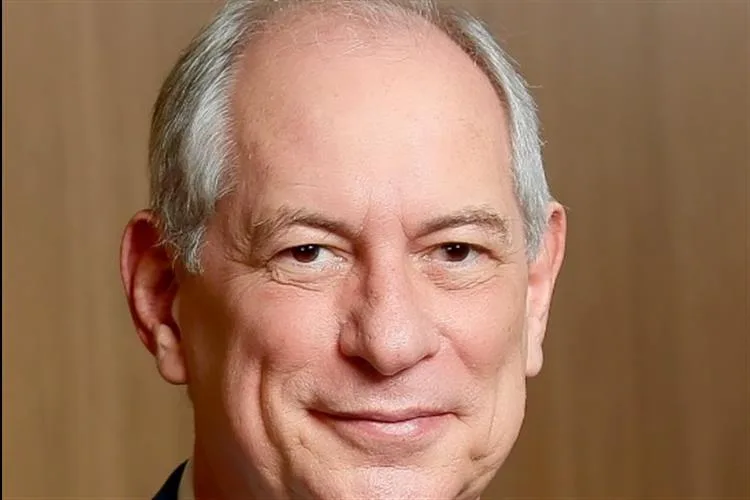 Ciro Gomes anuncia lançamento de pré-candidatura ao Governo do Ceará