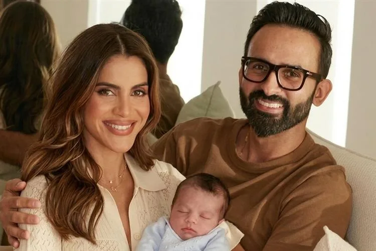 Camila Coelho anuncia fim do casamento com Ícaro Brenner após 21 anos