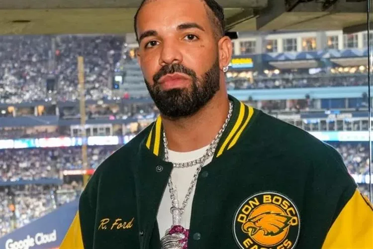 Drake surpreende fãs com “Iceman” e os álbuns inéditos “Habibti” e “Maid of Honor”