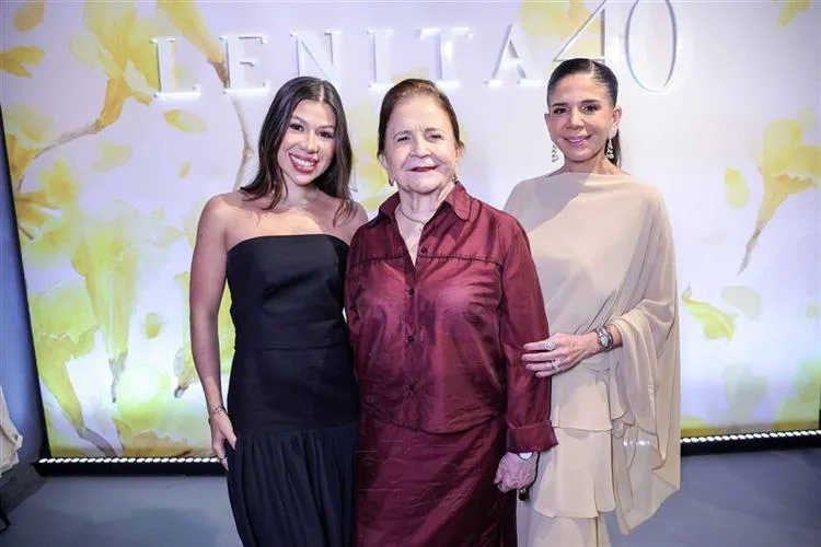 Lenita brinda Ano 40 em noite de glamour, moda e celebração
