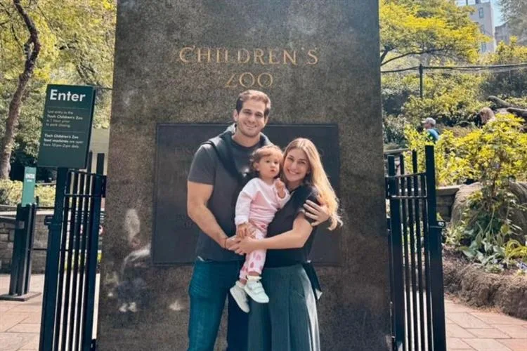 Bruna Magalhães e Ravi Macedo encantam ao compartilhar momentos em família em Nova York