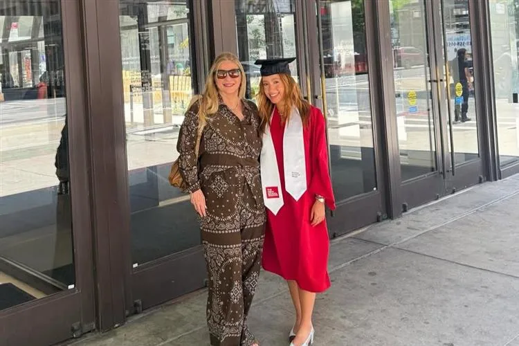 Morgana Dias Branco celebra a formatura da filha Lissa em Nova York