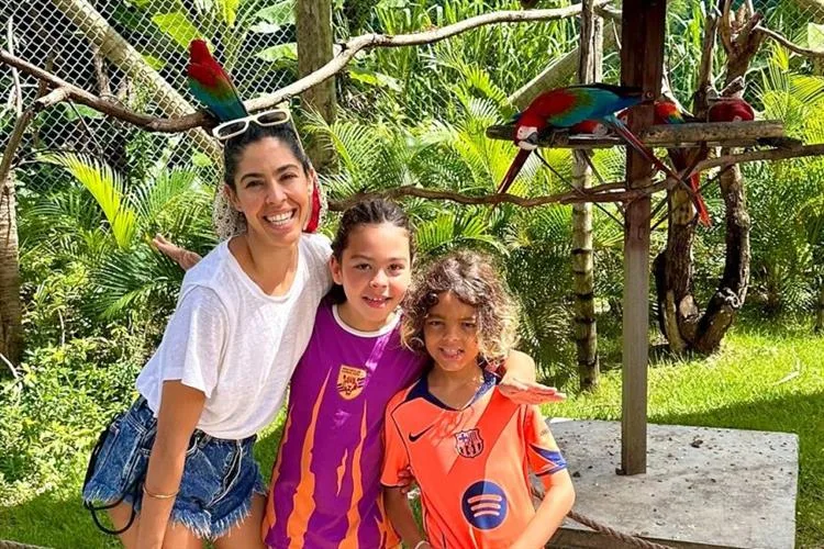 Bela Gil comemora os 10 anos do filho Nino em dia especial no Beach Park