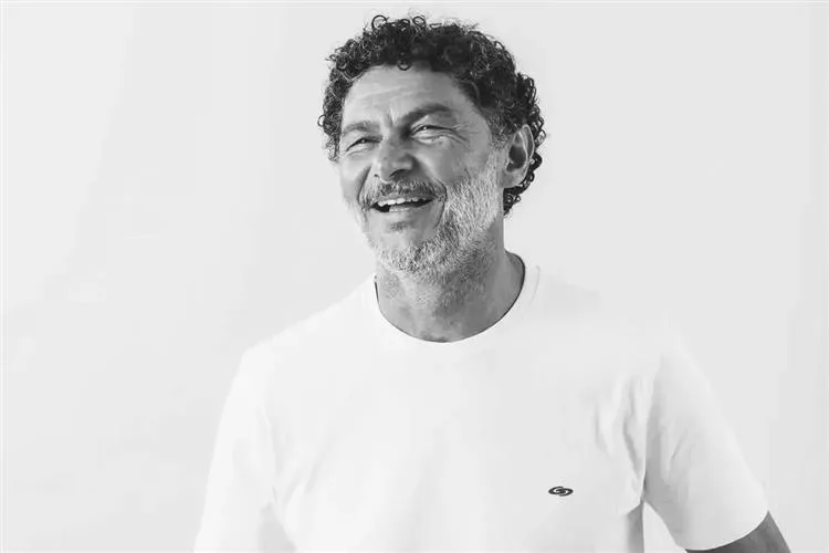 Petrônio Tavares, fundador da empresa de moda surfe Greenish, morre no México