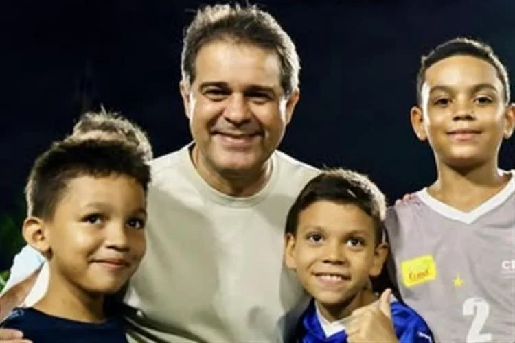 Governando junto à população, Evandro Leitão faz história com gestão referência na América Latina