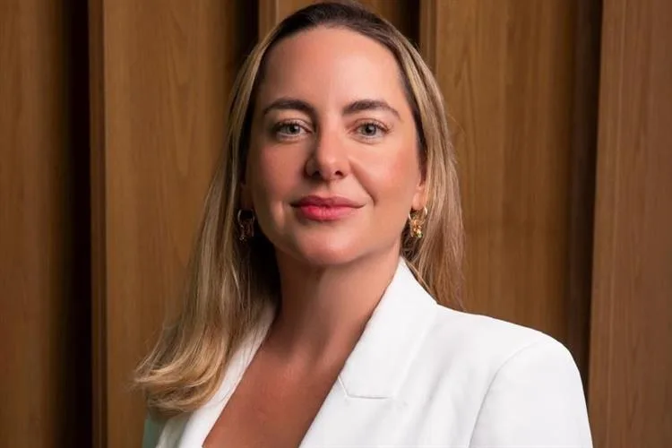 Clarisse Linhares é reconduzida à presidência do Visite Ceará para novo mandato