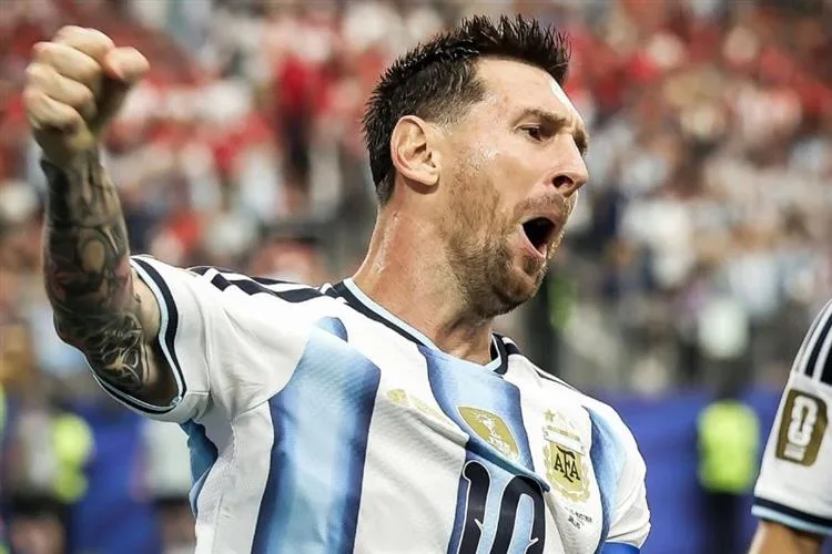 Messi faz história mais uma vez e se torna o maior artilheiro dos Mundiais