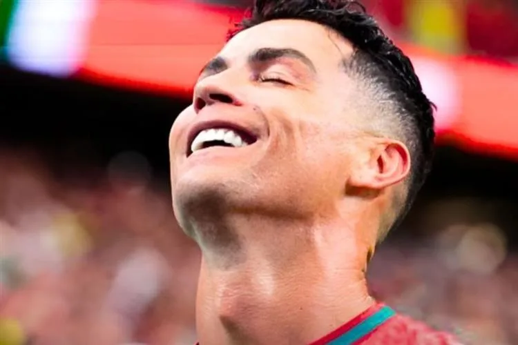 Cristiano Ronaldo faz história e se torna o primeiro jogador a marcar gols em seis Copas do Mundo