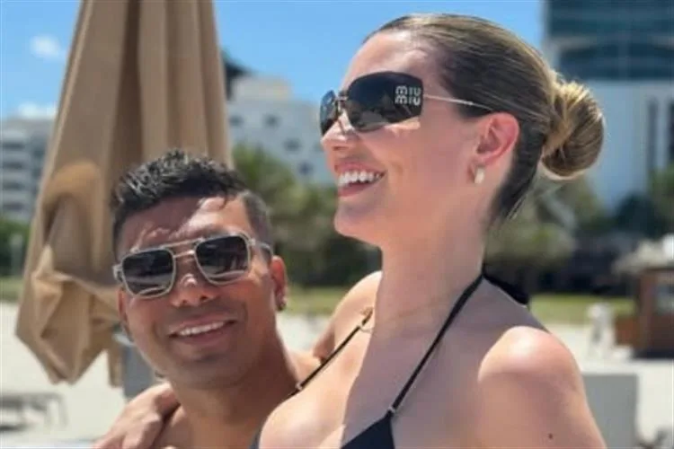 Esposa de Casemiro sai em defesa do marido na Copa