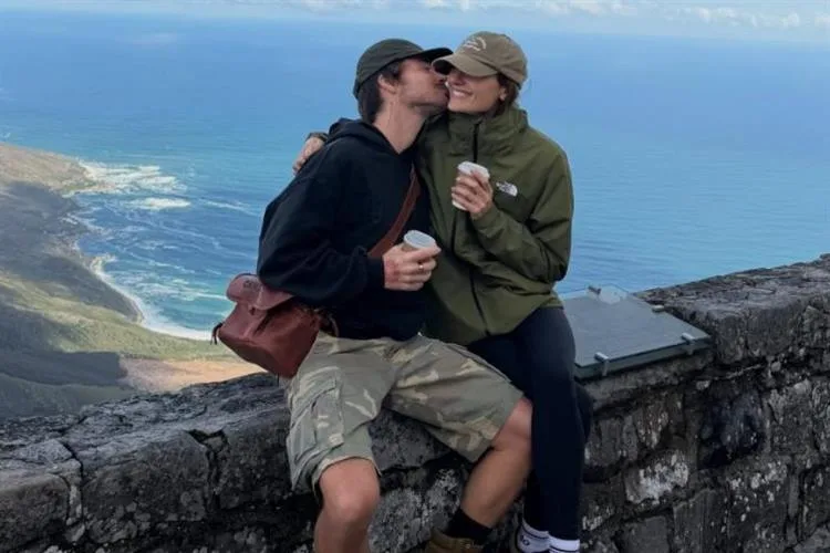Sasha Meneghel e João Lucas compartilham registros de viagem pela África do Sul