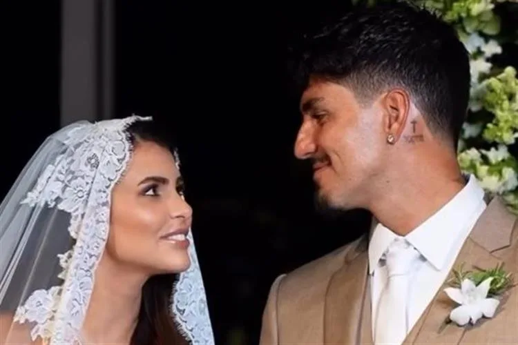 Gabriel Medina e Isabella Arantes se casam e anunciam gravidez do primeiro filho, Gael