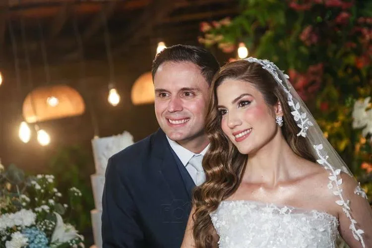 Caroline do Vale e Christiano Camilo dizem “sim” ao amor eterno em tocante celebração