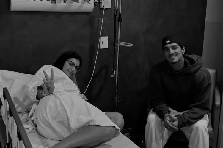 Isabella Arantes fala pela primeira vez sobre a perda do bebê que esperava com Gabriel Medina