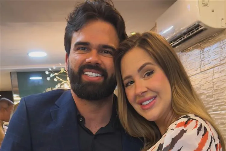 Patrícia Leitte se declara em aniversário do esposo, Lucas Teixeira