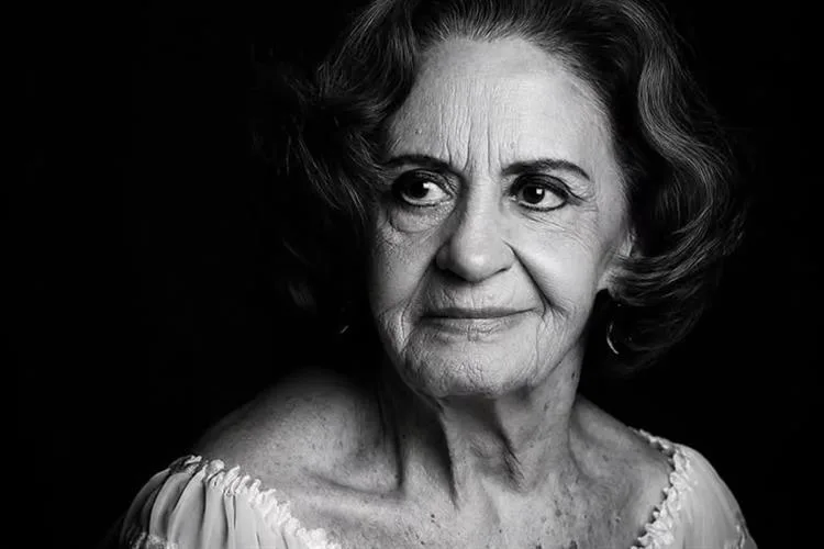 Laura Cardoso, ícone da dramaturgia brasileira, morre aos 98 anos