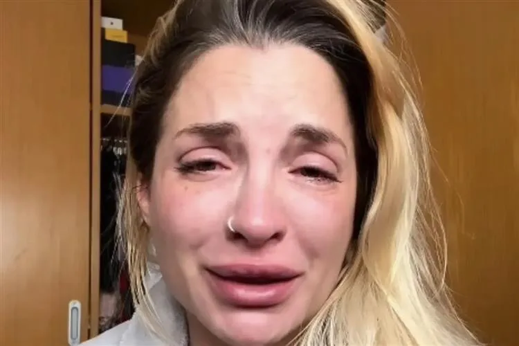 Clara Aguilar se retrata após acusações contra ex-marido: “Reconheço que errei”