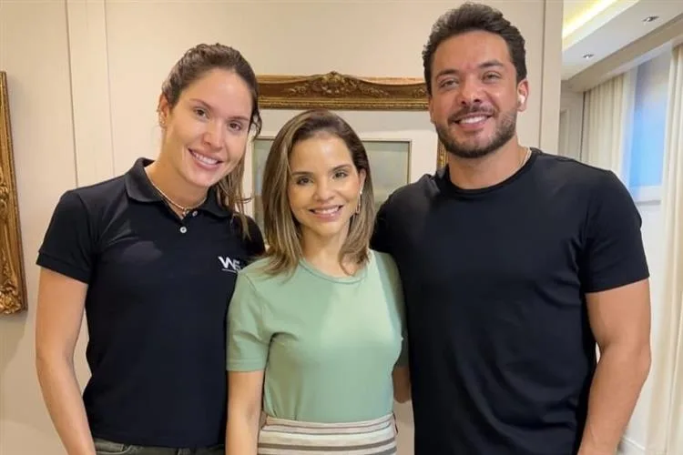 Viviane Martins recebe Thyane e Wesley Safadão na Clínica Essence