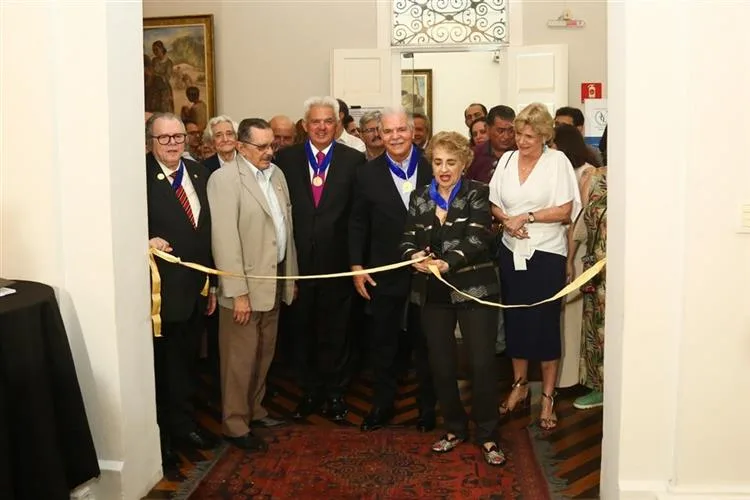 Academia Cearense de Letras celebra 132 anos com homenagem a Fortaleza