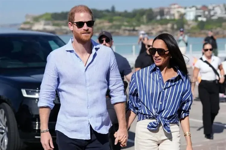 Príncipe Harry e Meghan planejam voltar a morar no Reino Unido; filhos devem estudar no país