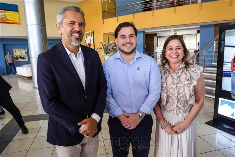 Elmano de Freitas participa de Almoço Político da AJE Fortaleza
