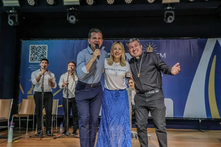 Fátima FM reúne fiéis em tarde de fé e devoção no Mergulho na Misericórdia