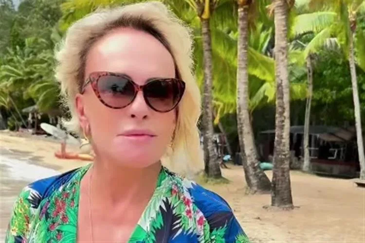 Ana Maria Braga relata sufoco após acordar com olho ressecado