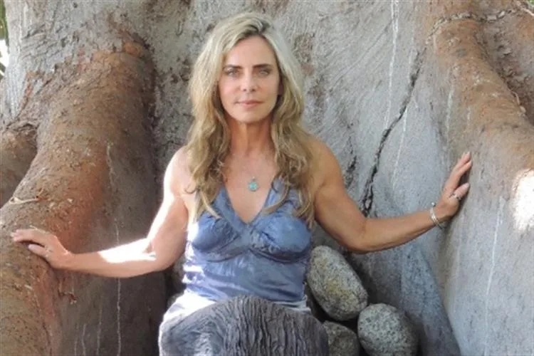 Aos 74 anos, Bruna Lombardi será avó pela primeira vez