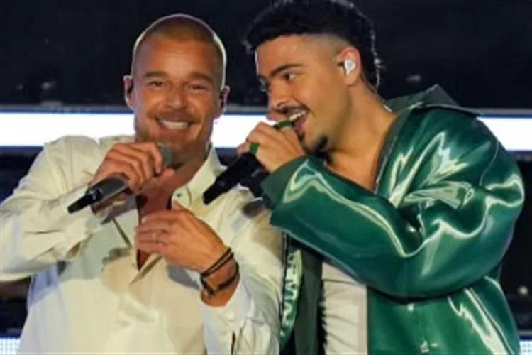 Pedro Sampaio e Ricky Martin agitam Maracanã no 1º jogo da NFL no Rio