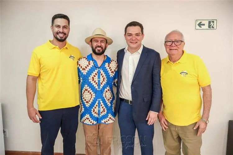 Colégio Darwin realiza encontro Escola e Família no Teatro RioMar Fortaleza