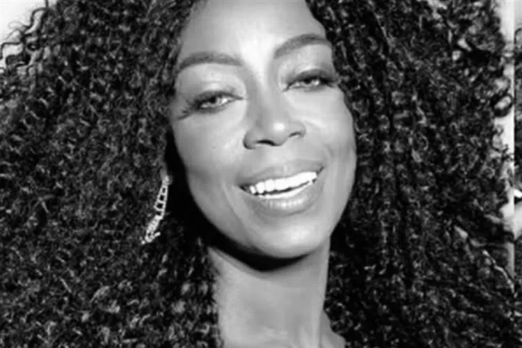 Patrícia Costa, musa da Inocentes de Belford Roxo, morre aos 45 anos