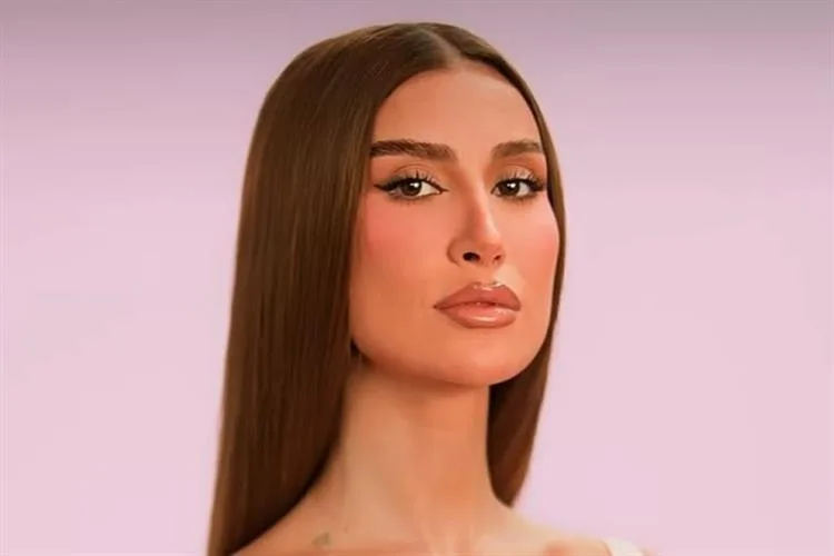 Bianca Andrade celebra 15 anos de carreira na internet em festa com famosos