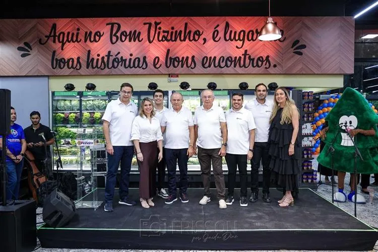 Supermercado Pinheiro desembarca no Eusébio