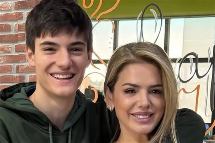 Aos 17 anos, filho de Fábio Jr. surge em raro clique